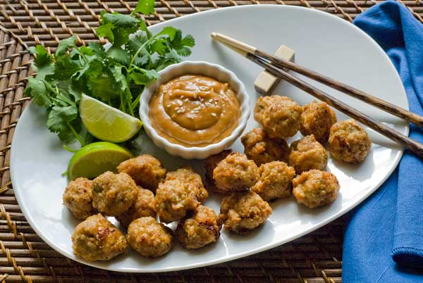 Post image for Gluten Free Chicken Meatballs with Thai Sunbutter Sauce Recipe