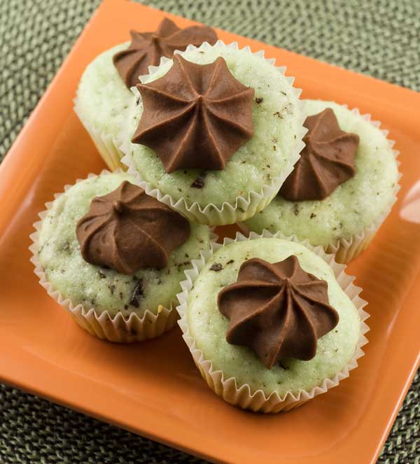 gluten-free-mint-chip-cupcakes-recipe.jpg